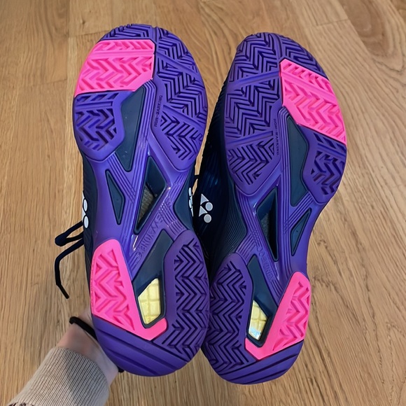 Womens Tennis Shoe: Yonex Sonicage 2 - Picture 5 of 7